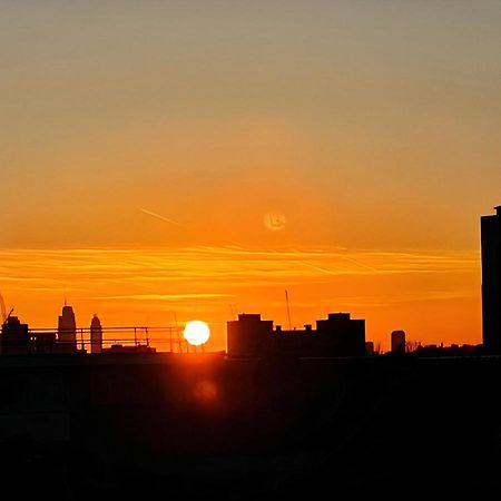 Bright Spacious En-Suite Room W/ London Views - 8Min From London Bridge! Kültér fotó