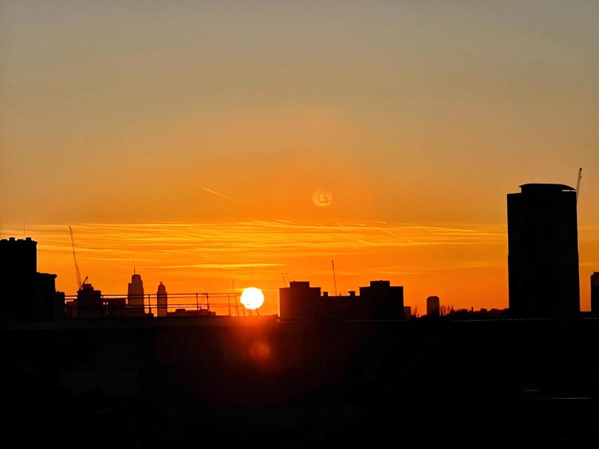 Bright Spacious En-Suite Room W/ London Views - 8Min From London Bridge! Kültér fotó